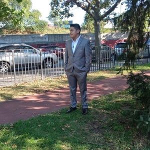 Meet your Posher, Javier